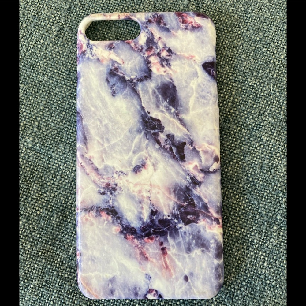 iphone 7 Plus- Urban outfitters